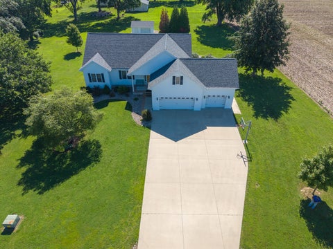 Tiny photo for 112 Pheasant Run, Woodlawn, IL 62898 (MLS # 12678318)