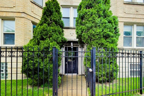 Tiny photo for 4852 N Sacramento Avenue #G, Chicago, IL 60625 (MLS # 12749612)