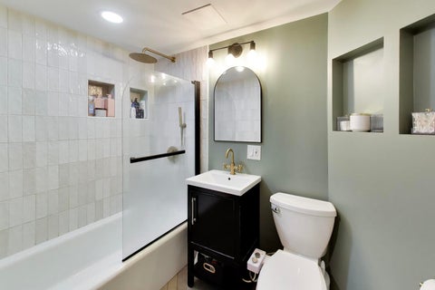 Tiny photo for 4852 N Sacramento Avenue #G, Chicago, IL 60625 (MLS # 12749612)