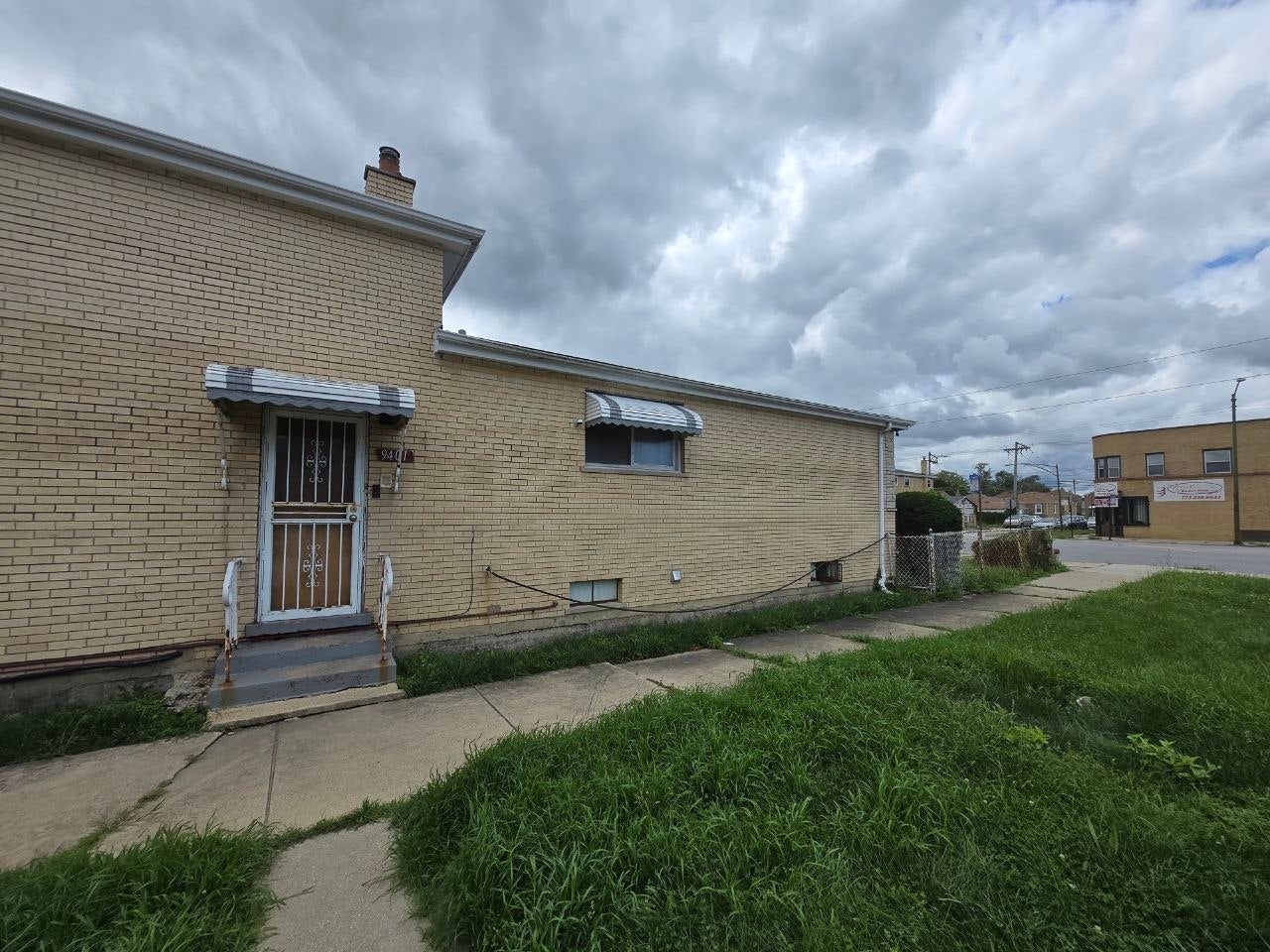 9401 S Halsted Street