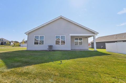 Tiny photo for 1244 Wild Tulip Court, Bartlett, IL 60103 (MLS # 12504856)