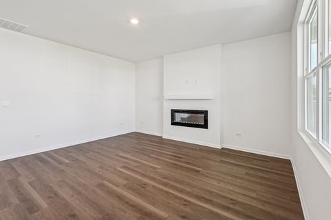 Tiny photo for 1244 Wild Tulip Court, Bartlett, IL 60103 (MLS # 12504856)