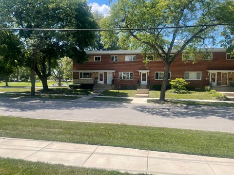 A home in Mount Prospect