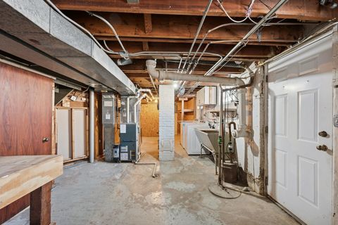 Tiny photo for 1946 Portsmouth Avenue, Westchester, IL 60154 (MLS # 12604860)