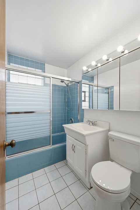 Tiny photo for 1946 Portsmouth Avenue, Westchester, IL 60154 (MLS # 12604860)