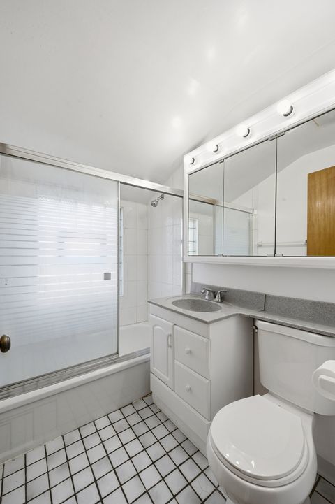 Tiny photo for 1946 Portsmouth Avenue, Westchester, IL 60154 (MLS # 12604860)