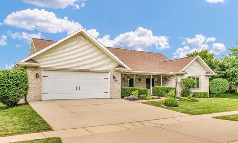 Tiny photo for 2809 Slayback Street, Urbana, IL 61802 (MLS # 12615886)