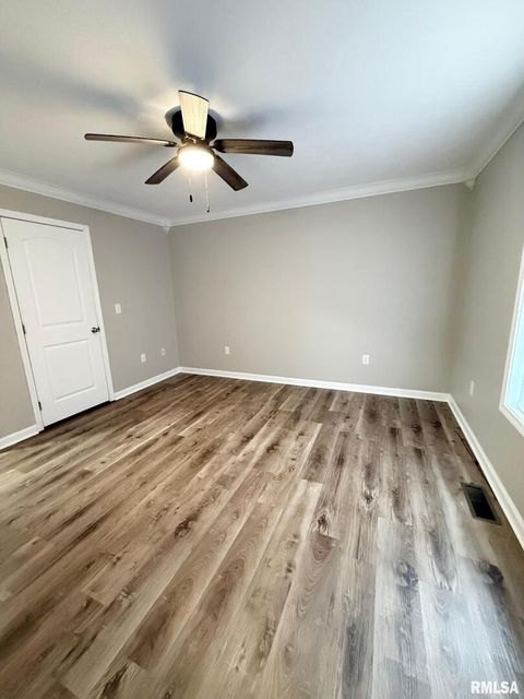 Tiny photo for 1321 N 7TH Street, Herrin, IL 62948 (MLS # QC4269854)