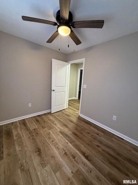 Tiny photo for 1321 N 7TH Street, Herrin, IL 62948 (MLS # QC4269854)