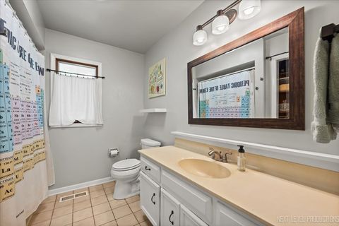 Tiny photo for 92 Red Fox Run, Montgomery, IL 60538 (MLS # 12512461)