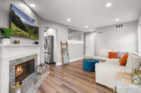 Tiny photo for 251 Signature Drive, Bloomingdale, IL 60108 (MLS # 12521285)