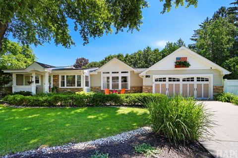 Photo of 597 Dublin Drive, Mundelein, IL 60060 (MLS # 12677397)
