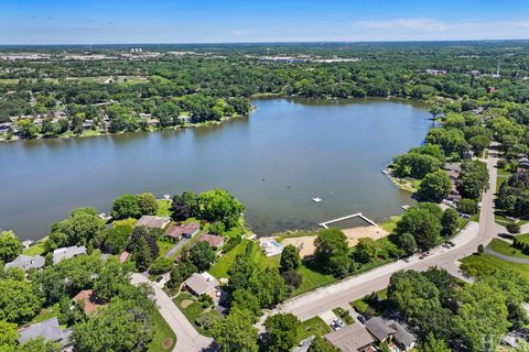 Tiny photo for 597 Dublin Drive, Mundelein, IL 60060 (MLS # 12677397)