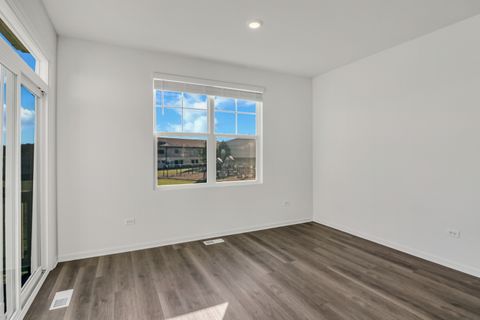 Tiny photo for 1266 Tiger Lily Drive, Bartlett, IL 60103 (MLS # 12536584)