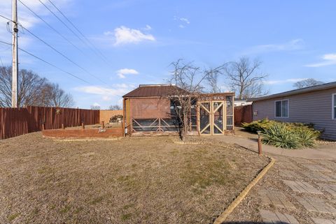 Tiny photo for 303 Jefferson Street, New Boston, IL 61272 (MLS # 12622938)