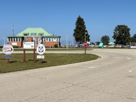 Tiny photo for 737 franklin Avenue #0, Winthrop Harbor, IL 60096 (MLS # 12144095)