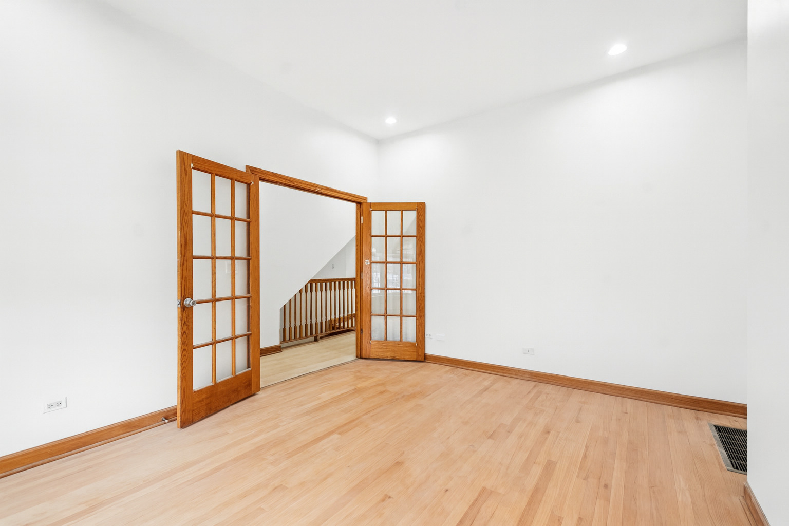 2336 W Taylor Street 1