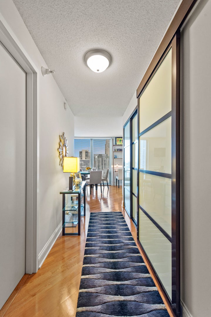 2 E Erie Street 3310