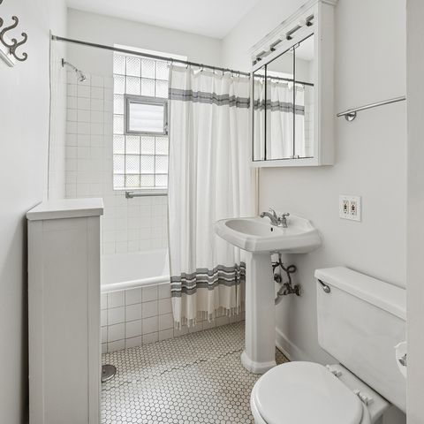 Tiny photo for 5312 N Glenwood Avenue #1E, Chicago, IL 60640 (MLS # 12607337)