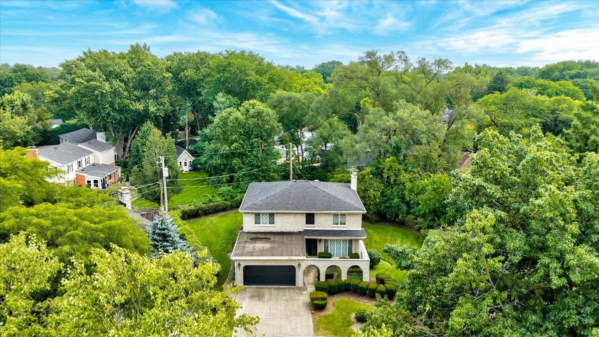 528 Hunter Court