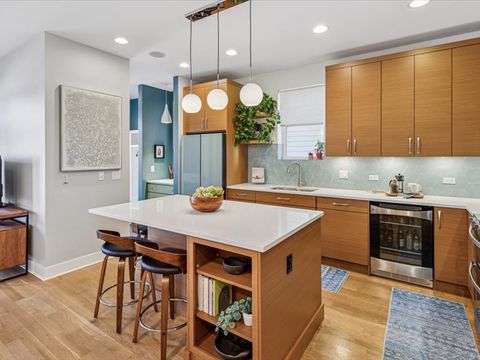 Tiny photo for 4542 N Leavitt Street, Chicago, IL 60625 (MLS # 12545461)