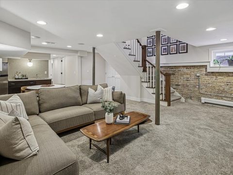 Tiny photo for 4542 N Leavitt Street, Chicago, IL 60625 (MLS # 12545461)