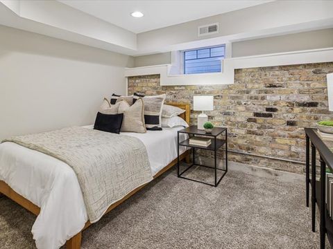 Tiny photo for 4542 N Leavitt Street, Chicago, IL 60625 (MLS # 12545461)