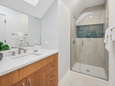 Tiny photo for 4542 N Leavitt Street, Chicago, IL 60625 (MLS # 12545461)