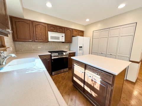 Tiny photo for 879 N Auburn Woods Drive, Palatine, IL 60067 (MLS # 12761605)