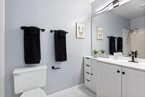 Tiny photo for 1606 Stratford Court #C2, Wheeling, IL 60090 (MLS # 12582206)