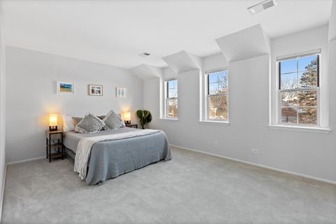 Tiny photo for 1606 Stratford Court #C2, Wheeling, IL 60090 (MLS # 12582206)