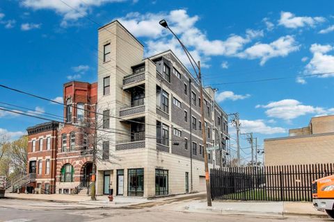 744 N May Street 201 Chicago IL 60642