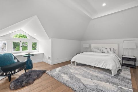 Tiny photo for 149 Kenilworth Avenue, Kenilworth, IL 60043 (MLS # 12384169)