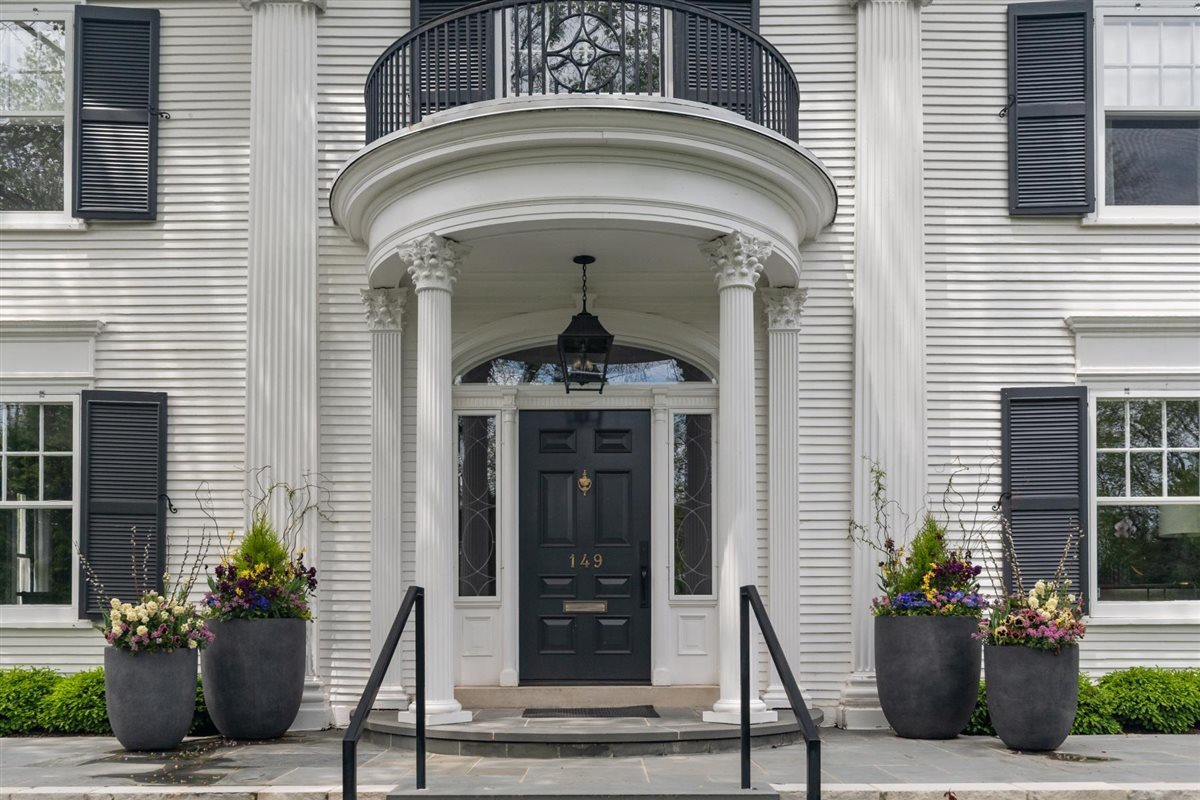 149 Kenilworth Avenue