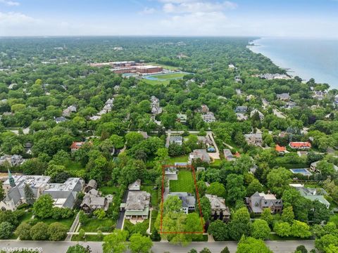 Tiny photo for 149 Kenilworth Avenue, Kenilworth, IL 60043 (MLS # 12384169)