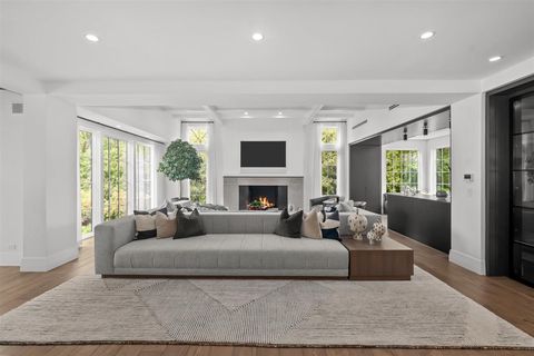 Tiny photo for 149 Kenilworth Avenue, Kenilworth, IL 60043 (MLS # 12384169)