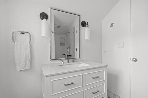 Tiny photo for 149 Kenilworth Avenue, Kenilworth, IL 60043 (MLS # 12384169)