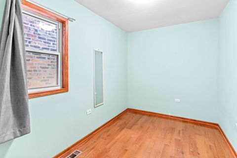 Tiny photo for 3154 S Canal Street, Chicago, IL 60616 (MLS # 12686547)