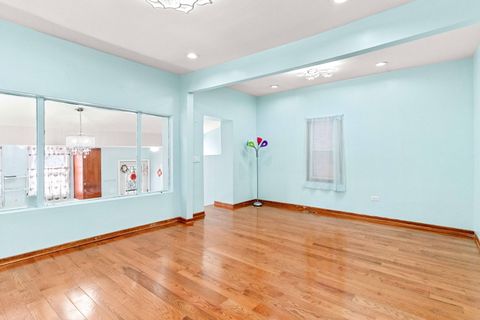 Tiny photo for 3154 S Canal Street, Chicago, IL 60616 (MLS # 12686547)