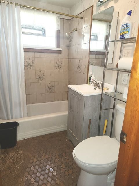 Tiny photo for 71 E Arquilla Drive, Chicago Heights, IL 60411 (MLS # 12490187)