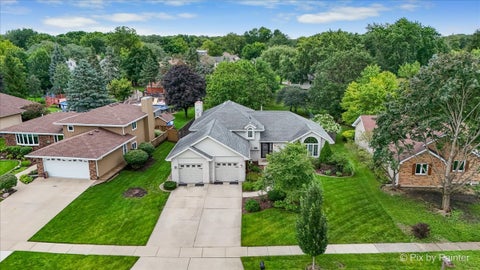 Tiny photo for 708 Ravinia Drive, Shorewood, IL 60404 (MLS # 12730039)