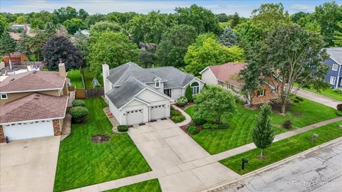 Tiny photo for 708 Ravinia Drive, Shorewood, IL 60404 (MLS # 12730039)