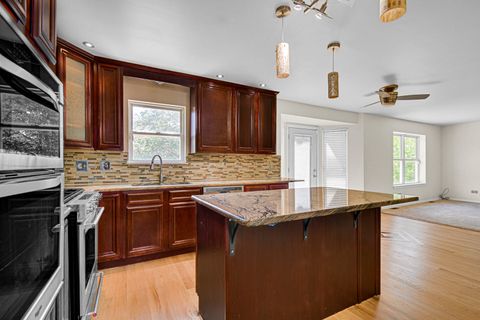 Tiny photo for 1853 Lake Shore Court, Romeoville, IL 60446 (MLS # 12679139)