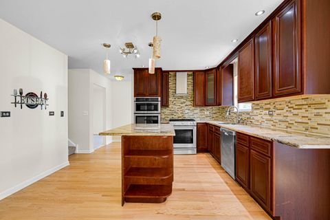 Tiny photo for 1853 Lake Shore Court, Romeoville, IL 60446 (MLS # 12679139)