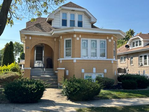8101 White Avenue Lyons IL 60534