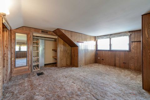 Tiny photo for 308 Mckinley Avenue, Libertyville, IL 60048 (MLS # 12493808)