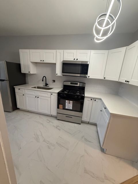 Tiny photo for 6737 S East End Avenue #1N, Chicago, IL 60649 (MLS # 12524705)