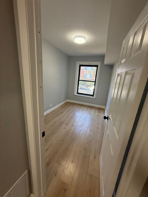 Tiny photo for 6737 S East End Avenue #1N, Chicago, IL 60649 (MLS # 12524705)