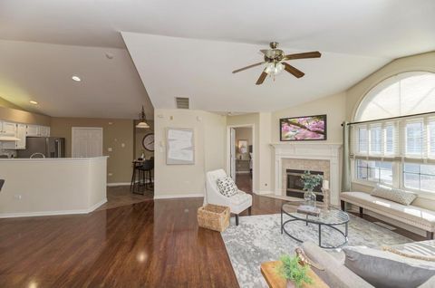 Tiny photo for 833 HAVENSHIRE Road #833, Naperville, IL 60565 (MLS # 12594150)