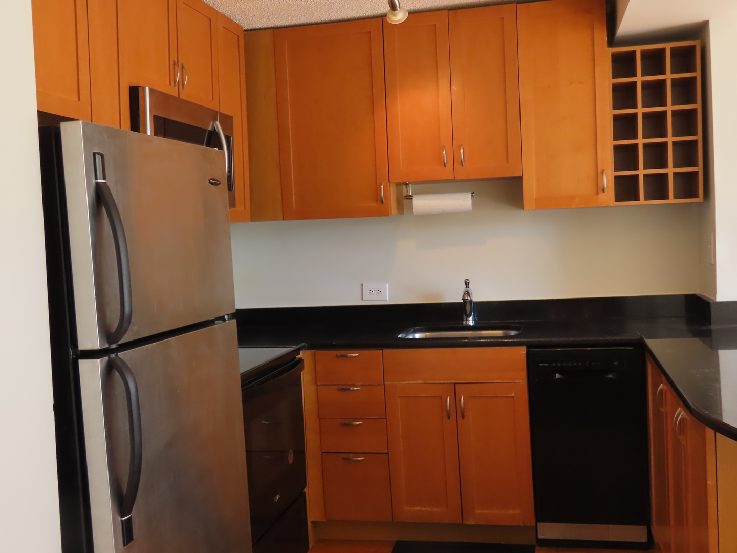 1460 N Sandburg Terrace 803A